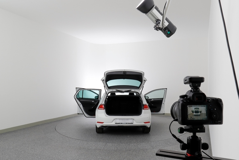 Custom Car Photo Studio Booths by MotorStreet 360